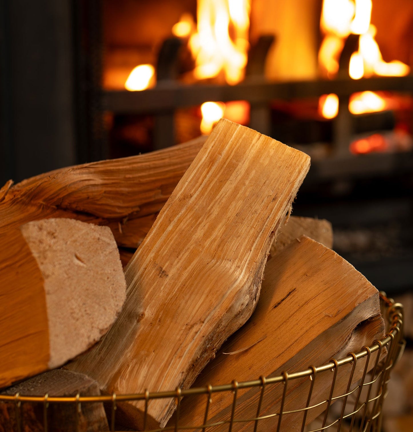 7 Handy Bags of Kiln-Dried Logs